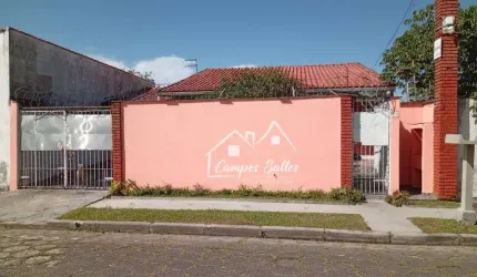 Casa à venda em Peruíbe-SP
