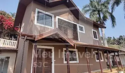 Chacara em Condominio Villagio Alpino com 297 m² -2000m²