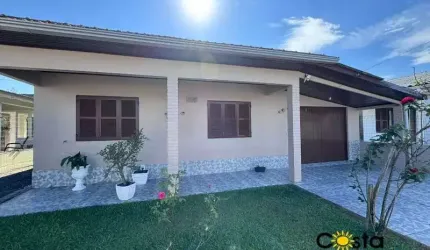 Casa Próximo a Av da Plataforma em Tramandaí