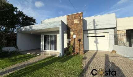 Linda Casa Próximo do Mar em Nova Tramandaí