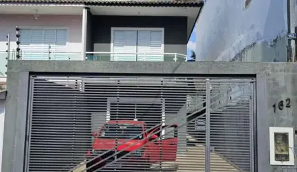 Sobrado para Venda em Guarulhos, Jardim Flor da Montanha, 3 dormitórios, 3 suítes, 4 banheiros, 2 vagas