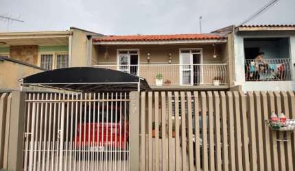 Sobrado à venda no bairro Alto Boqueirão - Curitiba/PR