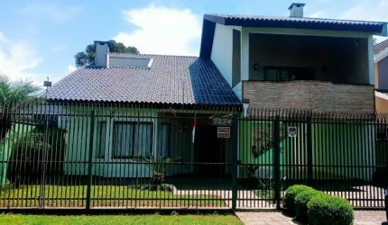 Sobrado à venda em Curitiba/PR