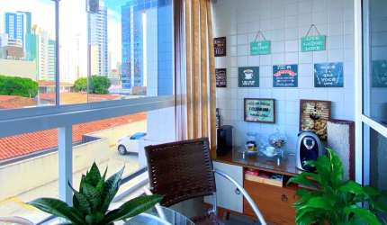Apartamento com 3 Suítes em Manaíra
