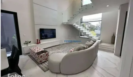 Casa com 3 dormitórios à venda, 280 m² por R$ 2.700.000,00 - Urbanova - São José dos Campos/SP