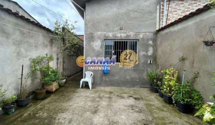 Casa com 2 quartos, Balneário Regina Maria, Mongaguá - R$ 220 mil, Cod: 10394