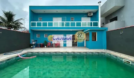 Sobrado com 2 quartos, Balneário Itaguai, Mongaguá - R$ 426 mil, Cod: 11840