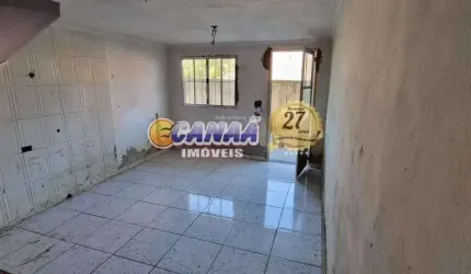 Sobrado de Condomínio com 1 dorm, Vera Stella, Mongaguá - R$ 70 mil, Cod: 10590