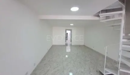 Sobrado Residencia / Comercial  Proximo UNICID
