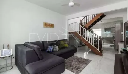Casa à venda 162,50 m² com 4 quartos, e 4 vagas, próximo ao metrô Tatuapé