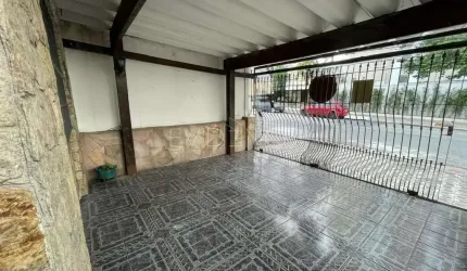 Casa térrea para Venda e Locação 3 dormitórios Parque São Jorge