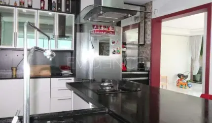 Sobrado para locação com fino acabamento