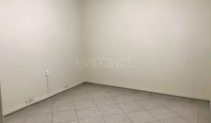 Sobrado comercial para locação na Vila Gomes Cardim - 4 salas, 2 banheiros, 140m²