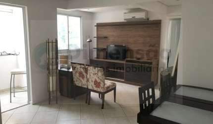 Apartamento de 2 dormitórios no Centro de Florianópolis