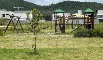 Terreno à venda em Florianópolis, Rio Tavares