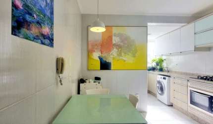 Apartamento reformado no Centro de Florianópolis