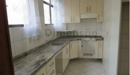 Apartamento com 3 dormitórios no centro