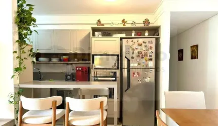 Apartamento com 2 Suítes e Vista Mar em Condomínio de Alto Padrão na Beira-Mar