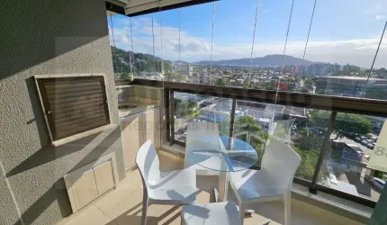 Lindo apartamento porteira fechada de 3 quartos, com vista em um verdadeiro club