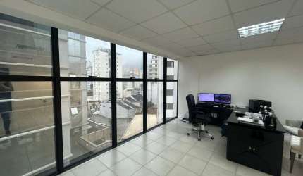 SALA COMERCIAL - EDIFICIO HANTEI OFFICE