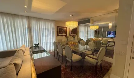 Espetacular Apartamento à Venda no Centro de Floripa