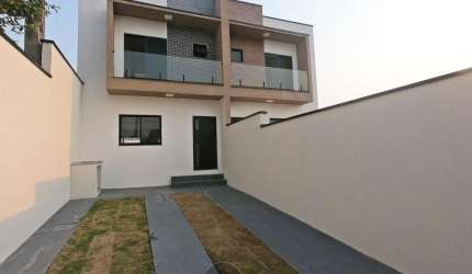 Casa com piscina em Mogi das Cruzes