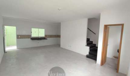 Casa com 3 dormitorios no Botujuru