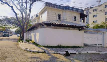 Sobrado Reformado: Elegância e Modernidade