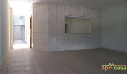 Sobrado no Boqueirão com 3 Suítes