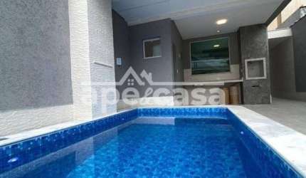 Sobrado na Tupi c/ Piscina - Imperdível!