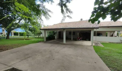 Casa à venda no Condomínio Primavera - Salto/SP