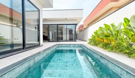 Casa à venda no Condomínio Portal dos Bandeirantes - Salto/SP
