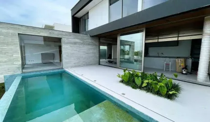 Casa à venda no Condomínio Lago Azul - Ibiúna/SP