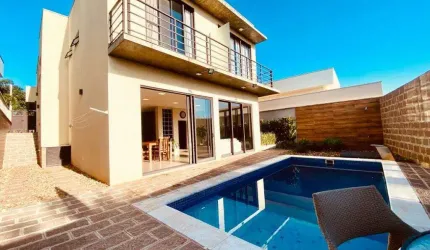 Casa à venda no Condomínio Lagos D?Icaraí - Salto/SP