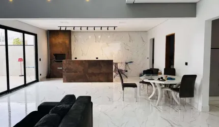 Casa à venda no Condomínio Lagos D'icaraí - Salto/SP