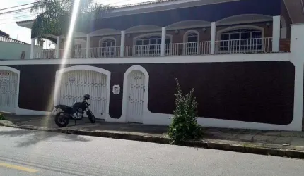 Casa à venda ou locação no Alto das Palmeiras em Itu