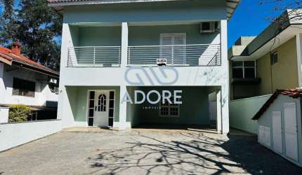 Casa para locação no Condomínio