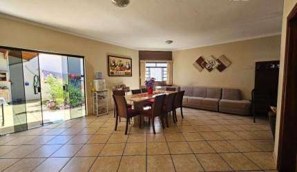 Casa com 3 dormitórios à venda, 283 m² por R$ 600.000,00 - Jardim São Vito - Americana/SP