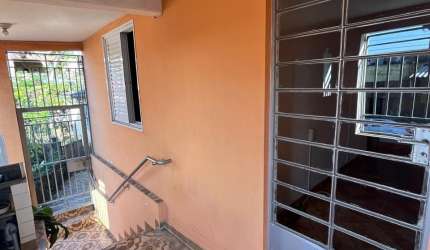 Casa 70m2 - Bem localizada - Aceita Depósito Caução