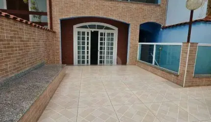 Sobrado com 3 dormitórios à venda, 283 m² por R$ 901.000,00 - Jardim Guapituba - Mauá/SP