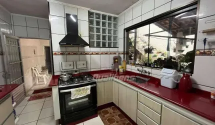 Sobrado com 4 dormitórios à venda, 210 m² por R$ 690.000,00 - Bocaina - Ribeirão Pires/SP