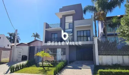 Sobrado Triplex com 3 dormitórios à venda, 184 m² por R$ 1.290.000 - Água Verde