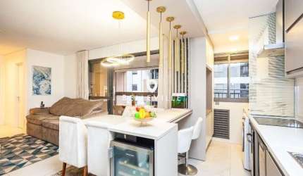 Apartamento a venda em Condomínio Club, 2 Quartos, 2 Vagas, Água Verde, Curitiba