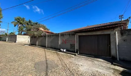 Casa 3 quartos com piscina | Centro | Azurita/MG