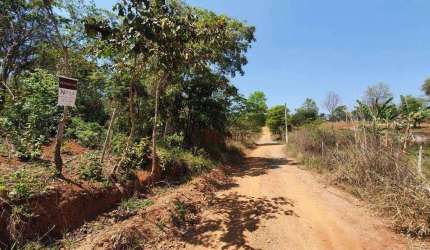Terreno a venda, 300m²-Bairro Paraíso-Mateus Leme-MG.