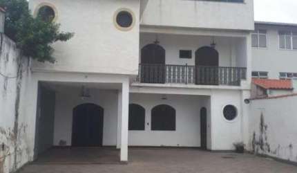 Casa Comercial para Venda em Rio de Janeiro, Campo Grande, 3 dormitórios, 1 suíte, 3 banheiros, 5 vagas
