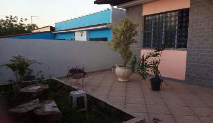 Casa para Venda em Rio de Janeiro, Campo Grande, 3 dormitórios, 3 banheiros, 3 vagas