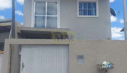 Sobrado com 3 dormitórios à venda com 120m² no bairro Emiliano Perneta - PINHAIS