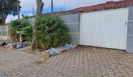 Casa com barracão no bairro Jardim Karla em Pinhais/PR