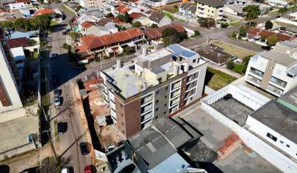Cobertura Duplex 3 quartos sendo 1 suíte com 2 vagas de garagem no Centro de Pin